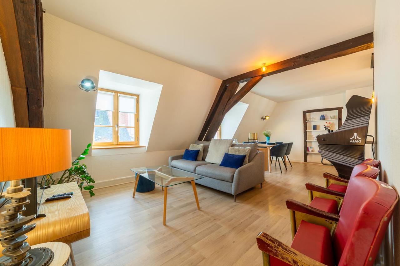 Happy Loft - Centre Historique + Parking Prive Blois Exterior foto